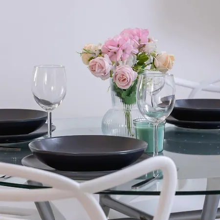 Klimatyzowany Apartament Z Dwiema Sypialniami W Centrum Krakowa Blisko Rynku I Parku By Renters *